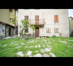 Appartamenti in Vendita - Casa indipendente in vendita nel cuore storico di maggiana