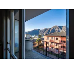 Appartamenti in Vendita - Appartamento su due livelli con vista lago a mandello lario