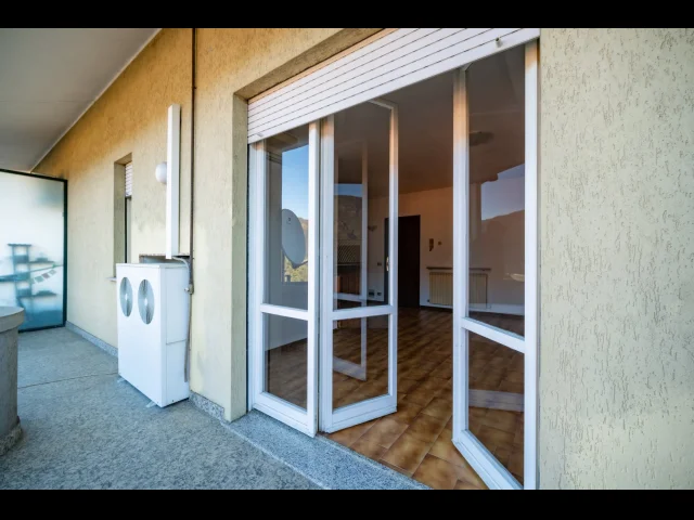 Appartamenti in Vendita - Appartamento su due livelli con vista lago a mandello lario