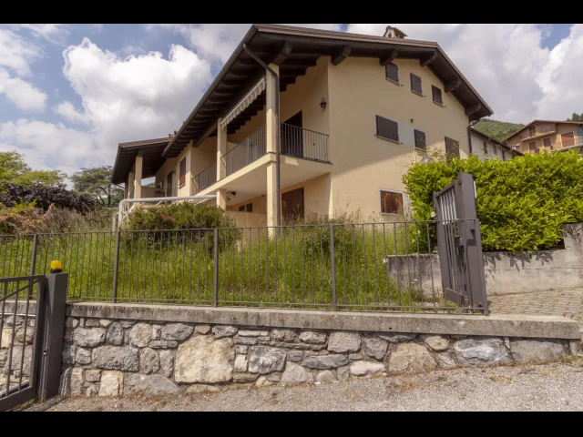 Appartamenti in Vendita - Sogna la tua seconda casa: rifugio di montagna a esino lario