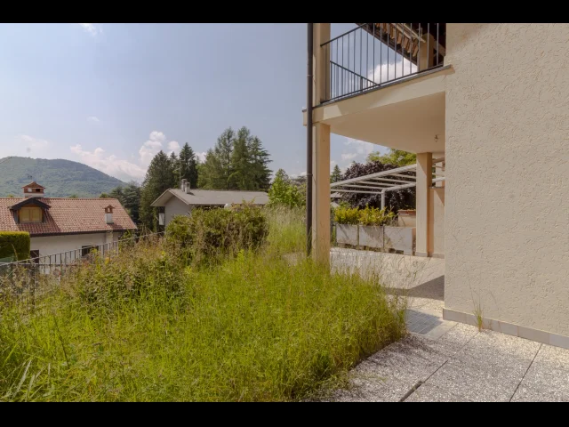 Appartamenti in Vendita - Sogna la tua seconda casa: rifugio di montagna a esino lario