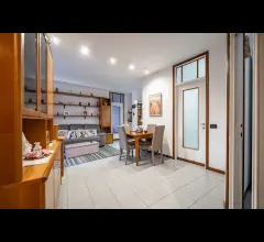 Appartamenti in Vendita - Appartamento luminoso ad abbadia, a due passi dal lago