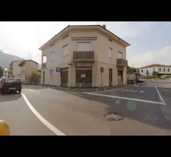 Spazio commerciale in affitto nella zona lago di mandello