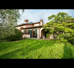 Villa di lusso a mandello del lario: un'opportunità unica