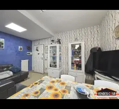 Appartamenti in Vendita - Bivani al piano terra con box e cantina zona canneto parco
