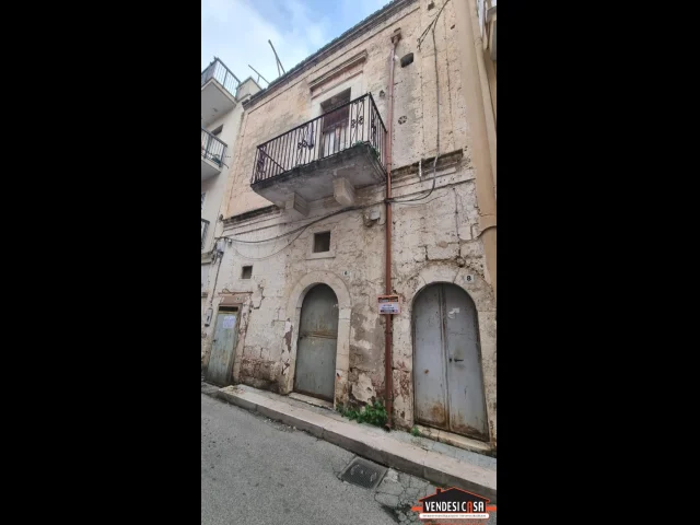 Appartamenti in Vendita - Casa indipendente zona corso vittorio veneto canneto