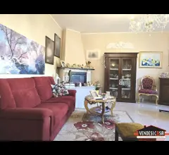 Appartamenti in Vendita - Porzione di bifamiliare con giardino e taverna zona canneto