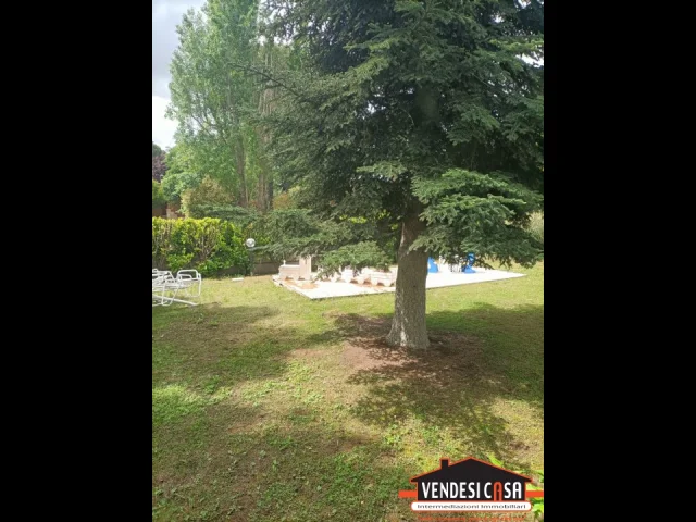 Appartamenti in Vendita - Grumo appula zona mercadante villa villaggio quadrifoglio