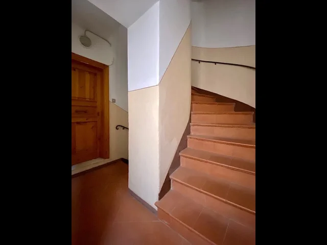 Appartamenti in Vendita - Quadrilocale con balcone sul fiume