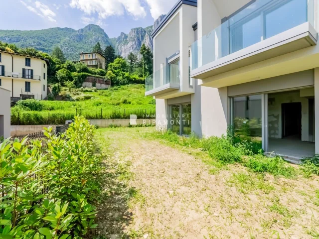 Appartamenti in Vendita - Quadrilocale con giardino