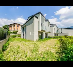 Appartamenti in Vendita - Quadrilocale con giardino