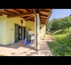 Appartamenti in Vendita - Villa singola in vendita a ello