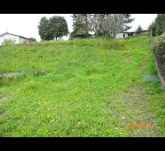 Appartamenti in Vendita - Terreno edificabile a oggiono