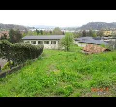 Appartamenti in Vendita - Terreno edificabile a oggiono