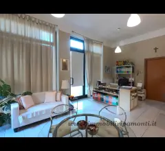 Negozio in vendita a lecco