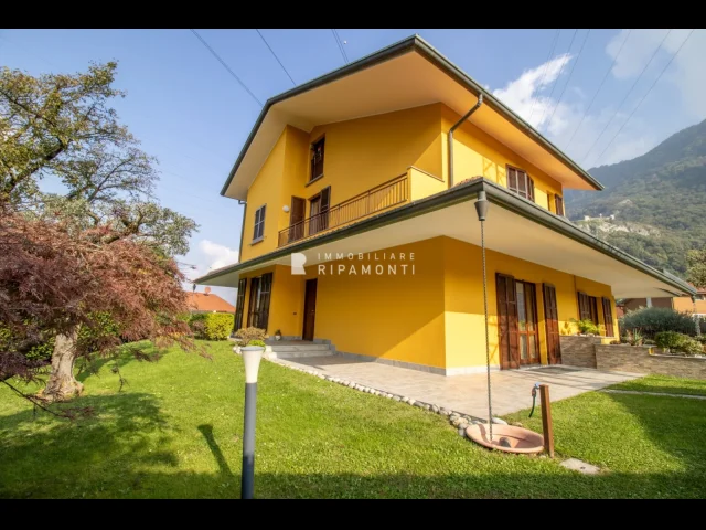 Appartamenti in Vendita - Villa bifamiliare a vercurago