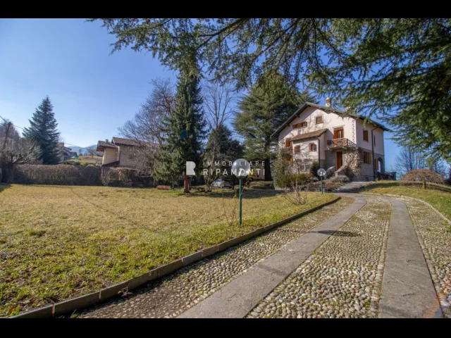Appartamenti in Vendita - Villa singola a cremeno