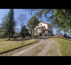 Appartamenti in Vendita - Villa singola a cremeno