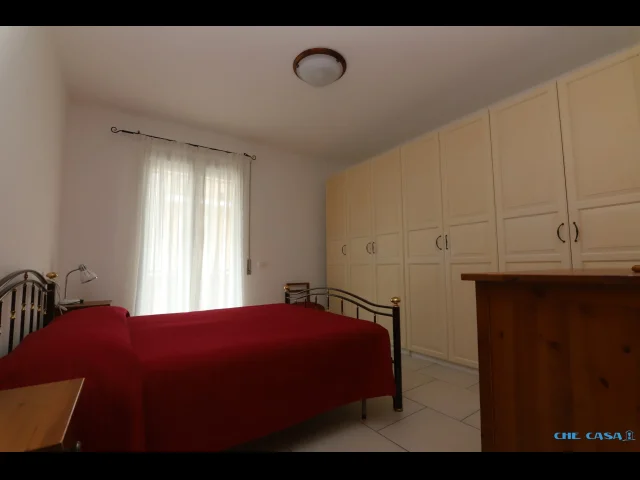 Appartamenti in Vendita - Appartamento trilocale con giardino
