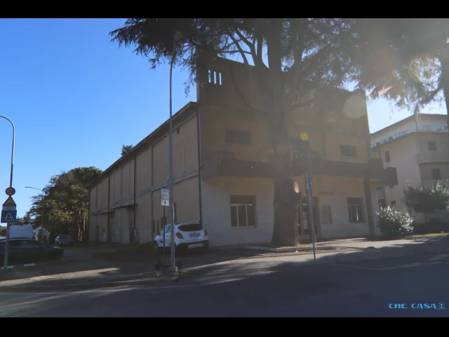 Appartamenti in Vendita - Capannone / cinema in vendita morciano di romagna