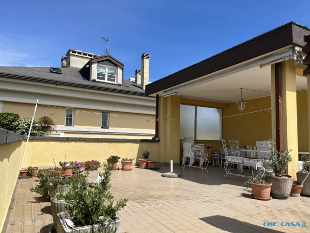 Appartamenti in Vendita - Riccione porto attico con lastrico solare