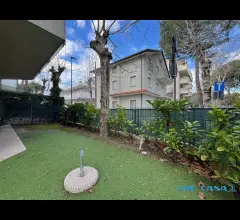 Appartamenti in Vendita - Riccione abissinia piano terra con giardino