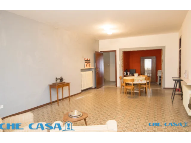 Appartamenti in Vendita - Palazzina da ristrutturare a saludecio