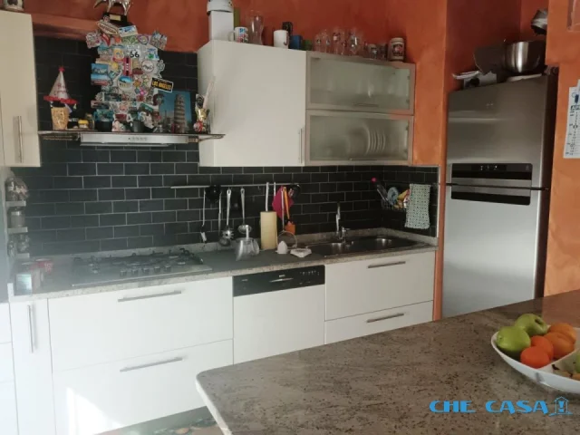 Appartamenti in Vendita - Appartamento in trifamiliare