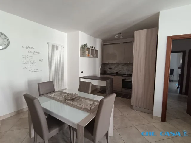 Appartamenti in Vendita - Appartamento con 2 camere e 2 bagni