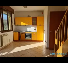 Appartamenti in Vendita - Quadrilocale ingresso indipendente con giardino piano 1°