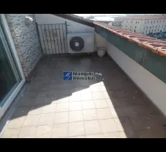 Appartamenti in Vendita - Zona porto con splendida vista mare