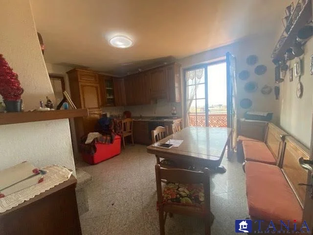 Appartamenti in Vendita - Casa indipendente casano rif aa4294