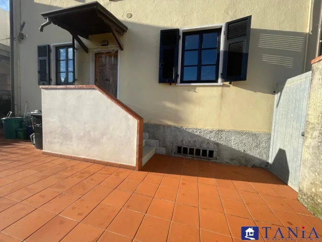 Appartamenti in Vendita - Porzione di casa bonascola rif 4458