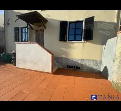 Appartamenti in Vendita - Porzione di casa bonascola rif 4458