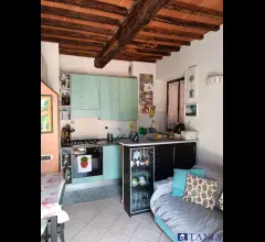 Porzione di casa sant'antonio con aia rif 4305
