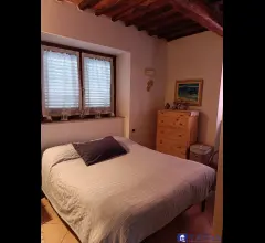 Appartamenti in Vendita - Porzione di casa sant'antonio con aia rif 4305