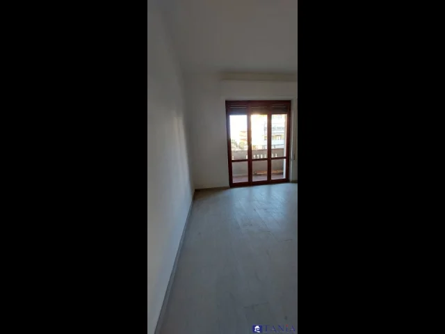 Appartamento centralissimo avenza rif 4198
