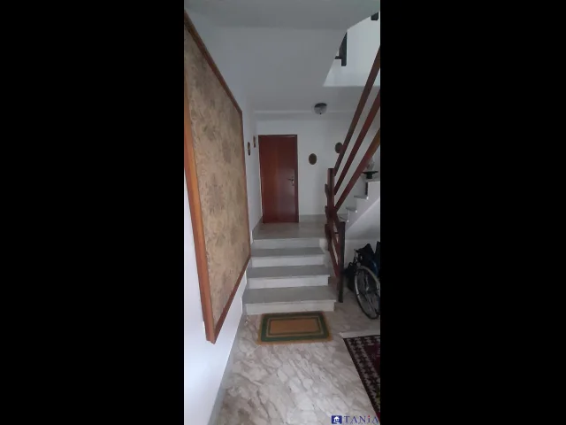 Appartamenti in Vendita - Porzione di casa codena rif 4293