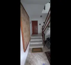 Appartamenti in Vendita - Porzione di casa codena rif 4293