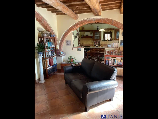 Porzione di casa carrara rif aa4325