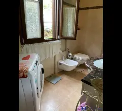 Appartamenti in Vendita - Porzione di casa carrara rif aa4325