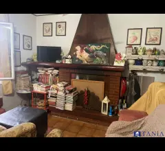 Appartamenti in Vendita - Villa indipendente marasio rif 4420