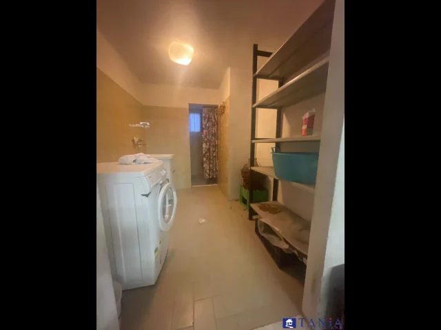 Appartamenti in Vendita - Casa indipendente avenza rif 4419