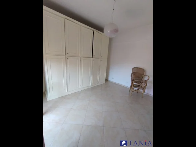 Appartamenti in Vendita - Appartamento avenza centralissimo rif 4537