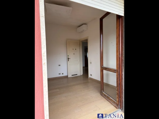Appartamenti in Vendita - Appartamento fronte mare marina di carrara rif 4422