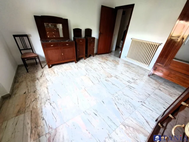 Appartamenti in Vendita - Appartamento loc. stadio aa4326
