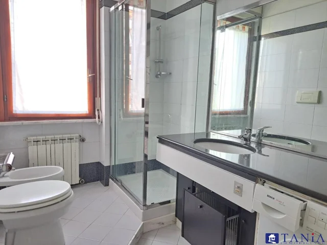 Appartamenti in Vendita - Appartamento marina di carrara rif aa4359