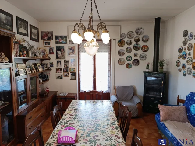 Appartamenti in Vendita - Semindipendente avenza rif aa4339