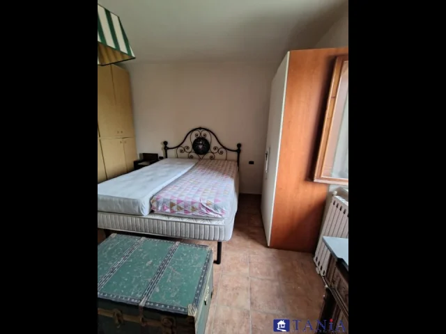 Appartamenti in Vendita - Appartamento con ingresso indipendente avenza rif 4512