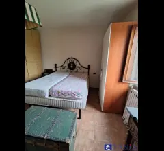 Appartamenti in Vendita - Appartamento con ingresso indipendente avenza rif 4512
